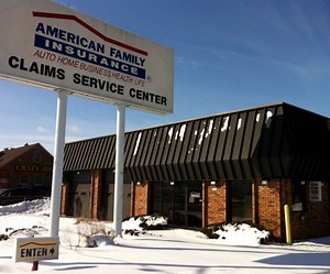 27th Street Could Fill Two More Vacancies