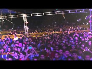 Akcent: Dilemma live in Delhi
