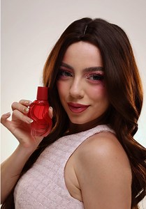 Perfume Cyzone Illusion: notas de pera, bergamota y lirios
