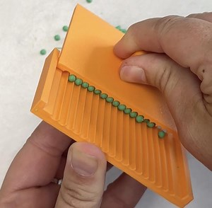 The ORIGINAL: BALLER Polymer Clay Micro Bead Roller 2 Mm 3mm 4mm 5mm 8mm - Etsy