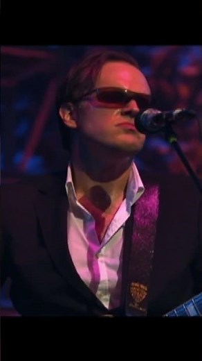 Joe Bonamassa Official - "The River" - Beacon Theatre Live From New York
