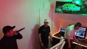 Mc crazy and trippin going aka on this tune here 2 min clip crew 🎤🎤😎😎 | M.c Vibe and M.c Trippin