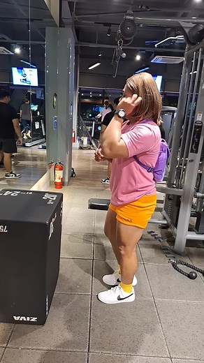 Dora Explores the Gym: Fitness Fun for Kids