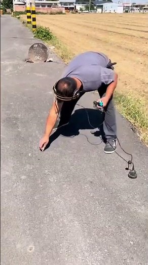 Detecting process of leaks in underground water pipes