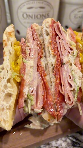 Mindless Meal Monday coming in hot with these easy Italian sandwiches. They’re layered with pepperoni, ham, provolone, and the BEST juicy mayo salad mix. Full recipe is in the comments! italiansandwich easymeal baileeskitchen mindlessmealmonday lunchideas | Bailee's Kitchen