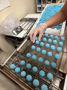 965K views · 9.8K reactions | Simple New York Candy Making...  | Hercules Candy Co | Facebook