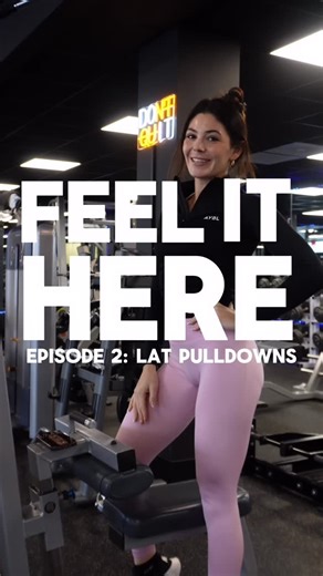 Kylie Balis | Online Fitness Coach on Instagram: "FEEL IT HERE™ episode 2! Lat Pulldowns🪽 Today we’re breaking down why lat pulldowns always seem to torch your arms or traps instead of your back and exactly how to fix it so your lats actually do their job :) When it’s done right, you should feel this along the sides of your back, right under your armpits - hope it helps and lmk what you want for part 3!!! @aybl outfit | code Kylie Todays top tips💪🏼 ❌Pulling with your arms instead of driving w
