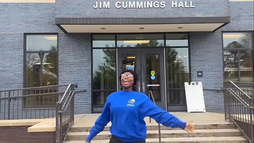 Ever wonder what it’s like to live inside a traditional dorm hall? Well, here’s RA Tiana’s take while living in Jim Cummings Hall! #mtsu #trueBLUE #findYOURblue 🎥: MTSU Housing & Residential Life | Middle Tennessee State University (MTSU)