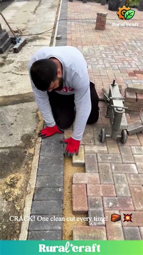 ULTIMATE Paving Skills! 🤯 Watch Him Split Stones Like Butter with This GENIUS Manual Cutter!#paving