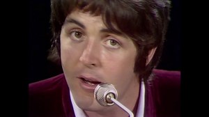 450K views · 11K reactions | 18 giugno 1942 - Buon Compleanno Sir Paul McCartney, l'ex Beatles compie oggi 74 anni | la Repubblica | Facebook