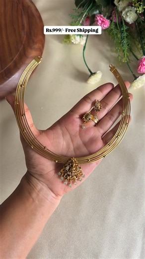 @glowjewelry on Instagram: "Price: Rs.999/- Free Shipping . . . Extra 75 rupees for back chain . . No cod ❌ . Only online transactions ( Gpay/Phone Pe/ Bank transfer) . Return available ✅ (whatsapp/dm us to know the return policy) . Delivery time 7-10 days . No warranty or guarantee for any jewels . Dm/Whatsapp to 9113295905 to order . #templejewellery #beautifuljewels #imitationjewellery bridalsets chennai statemintjewelry celebrityjewellery ethnicjewellery southindianjewellery traditionaljewel