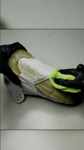 Jordan 5 sole cleaning #jordans #restoration