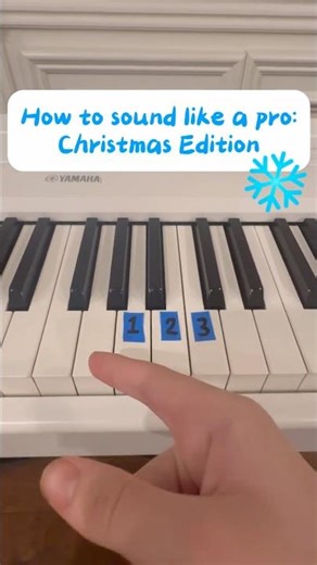 How to sound like a pro: Santa Edition 🎅🏻🎄❄️#piano #pianotutorial #easy #christmas #song