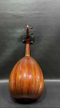 مين عارف اسم الموسيقي ؟! بمعرض الصانع محمود داغر علي عود من فئه C تسلسل C1706