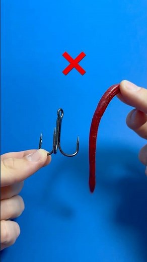 Best Way to Hook Worms on Treble Hooks🎣