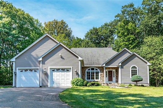 535 Central St, Leominster, MA 01453 - MLS 73287114 - Coldwell Banker
