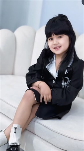 PRINCESS👑SAMIRA👑 on Instagram: "✨🤍 #madelka💕 #babygirl💗🎀 #babyshop"