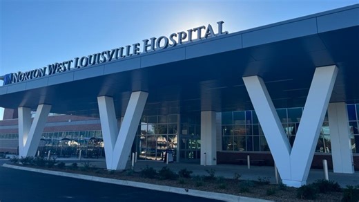 Hundreds of community members tour new Norton West hospital