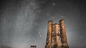 Stunning Geminid meteor shower 2020 photos show fireballs lighting up the sky