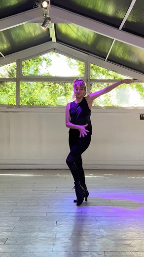 Abril: Clases de Burlesque y Jazz Dance