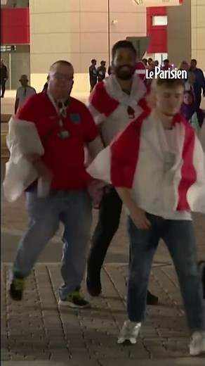 Coupe du monde au Qatar : des supporters anglais déguisés en chevaliers refoulés