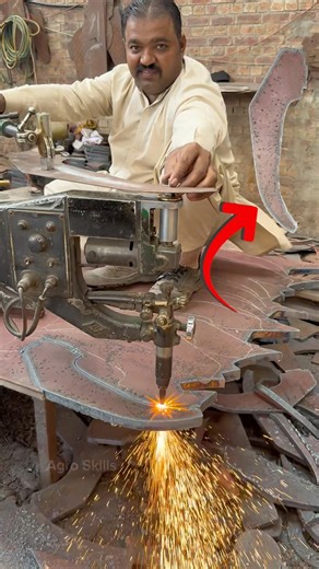 😱 Tractor Cultivator Tine Cutting With Profile / Plasma Machine #tractor #precisioncutting