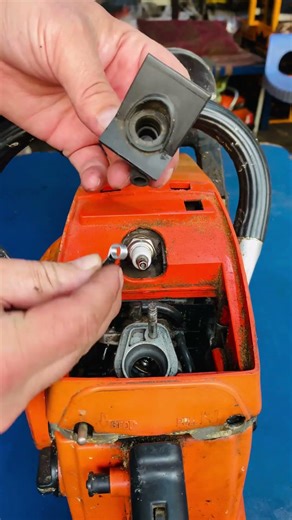 Chainsaw spark plug wire repair Simple fixing method