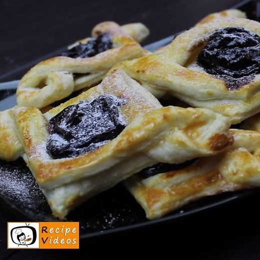 Puff pastry pockets filled with plum jam - Recipe Videos
