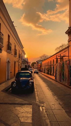 📍Hermosos atardeceres los que se viven en el pueblo mágico de San Cristóbal de Las Casas 🌇✨❤️🥰 #ExplorandoChiapas 🐾 #UnaAventuraExtraordinaria #Chiapas #México #SanCristóbalDeLasCasas 📽️: @durandh_ | Explorando Chiapas