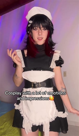 Confidence comes across in a calm manner, and this look conveys it naturally. Stepping into the shoes of Ellen Jo means moving with calm focus and a sense of control that never needs to prove its superiority. This cosplay combines elegance and determination, the sophisticated style combined with a bold personality transforms the moment into something vivid, almost cinematic. My long, athletic legs move easily under a stylish dress that flows with every step. The fitted belt accentuates the silho