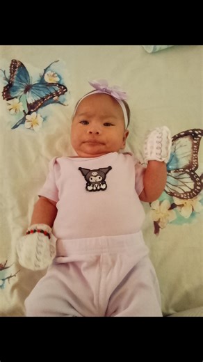 Dionne 2nd month | Gigi Vergara