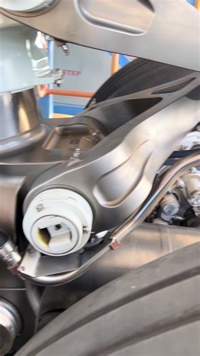 Understanding Aircraft Landing Gear Mechanism