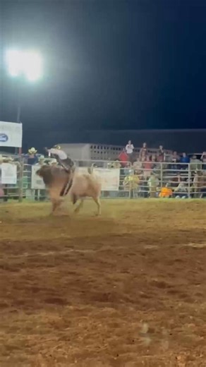 Ezeikel Mitchell is 𝐓𝐔𝐑𝐍𝐄𝐃 𝐔𝐏 as he prepares for his first teams season as a Texas Rattler 🐍😤 | PBR