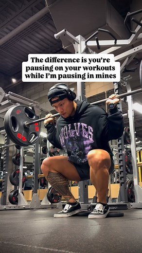 Stop pausing on your workouts, instead reduce the frequency and you won’t have to start all over again from scratch #legworkout#squats#legday#pauserepsquats #fitlife #musclebuilding #gains#fitnesslifestyle #humpday | Paul Wisdom