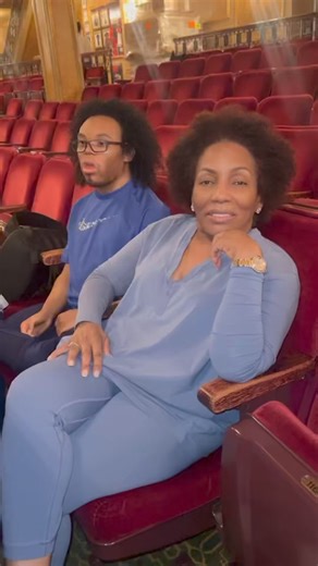 493K views · 10K reactions | Good afternoon! I’m home in NYC… Learning my lines and learning how to be Missus Hermes… I open on July 2nd at The Walter Kerr Theater  on #Broadway! Please come and see me (link in bio)… I’ll be looking for you, POWER #hadestown #home #actorslife #andredeshields #NewYorkCity #naturalhair | Stephanie Mills | Facebook