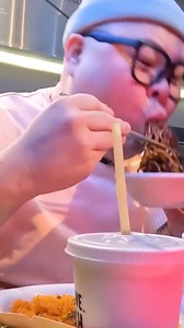 43K views · 710 reactions | Korean Internet Cafe #eating #food #foodie | Eating time | Facebook