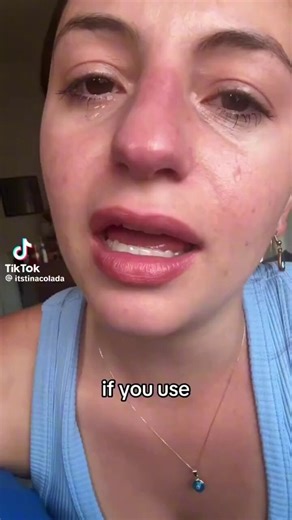 ApplePayを使っていたら自分のお金を使っていたことがわかり、泣きながら撮影彼女はポイントのようなものを使っていると思っていた 「ApplePayを使うと、それは本物の現金です。私はただの報酬だと思っていました」今どき小学生でも知っているがなぜ、そう思った