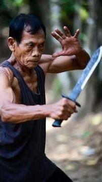 Knife Fighting Techniques: Master the Body Box Principle