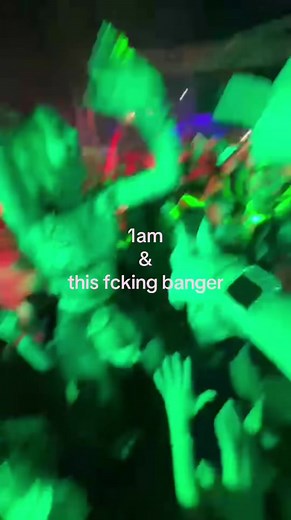 Absoluter banger!! #mrbrightside #fyp #1am #party #banger | mr brightside