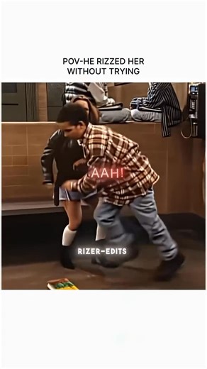 ɪsʜᴀ 🦢 on Instagram: "Boy Meets World (1993–2000) Type: TV Series Genre: Comedy, Family, Coming-of-Age Runtime: ~22 minutes per episode Rating: ⭐ 8.1/10 Overview: Cory Matthews grows up right in front of us—from a clueless middle school kid to a young adult figuring out love, friendship, and life. Along the way, his best friend Shawn, his soulmate Topanga, and the legendary teacher Mr. Feeny guide him through lessons that go way beyond textbooks. Why It’s Loved: • Life lessons that actually sti
