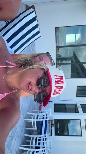 Katie, Ellise, Ella, & Ally (@keea.tok)’s videos with original sound - notjaneblake