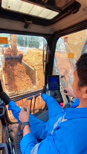 My latest way of Operating SANY SY365Hpro Excavator Loading truck on barge #construction #saferide #fireworks #automotiverepair #strength #fblifestyle #creativity | Yobert Bara Kiding