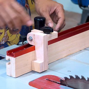 DIY Slide Crosscut JIG for Table Saw | Woodworking Tools