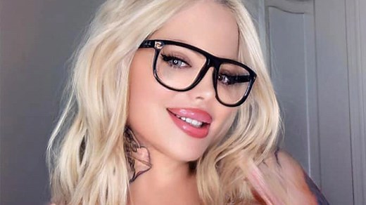 I have world's biggest boobs and had 53 surgeries to get my bum to match