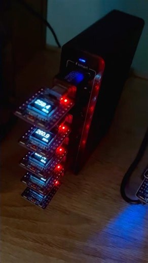 Adding more cheap ESP32 devices with screen to mine Bitcoin solo :-) #solomining #bitcoinmining