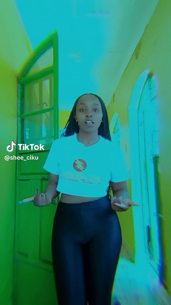 @✧Ashie✧ @🙃Juss🥺Mee🥵