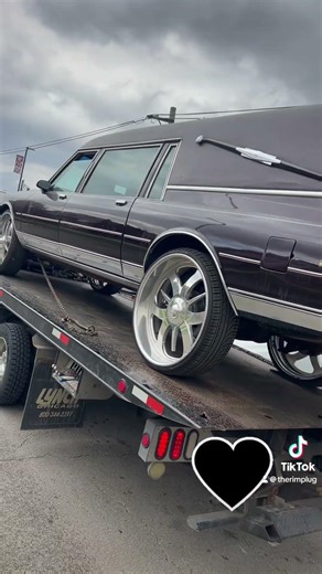 1988 BOX 📦 CHEVY CAPRICE HEARSE ON 28 INCH BILLET SPECIALTIES