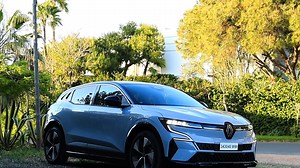 69K views · 1.2K reactions | Soyez prêt à vivre une expérience électrique⚡️avec la nouvelle Megane E-Tech 100% électrique! Suivez-nous et restez branchés pour découvrir notre test drive prochainement! #RenaultMegane #Etech #TestDrive #teaser | Moteur.ma | Facebook