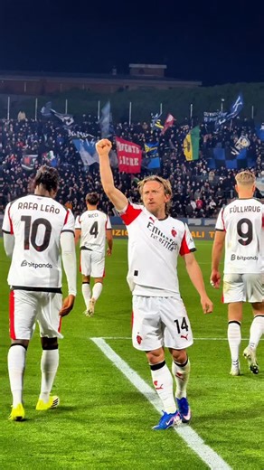 Luka scores and restores our lead! ❤️🖤 | AC Milan