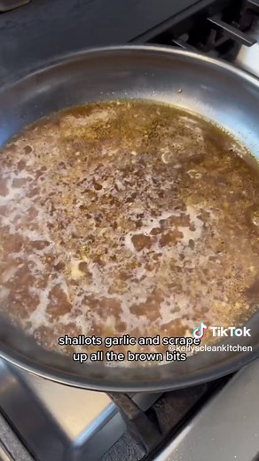 How to make a simple lemon garlic pan sauce #sauce #pansauce #cooking